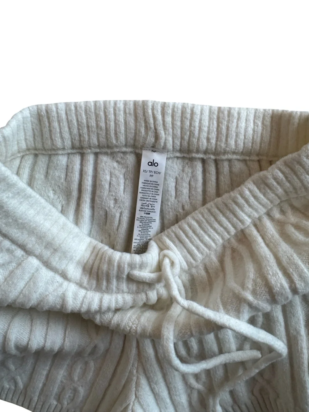 ALO Yoga Cable-Knit Cropped Winter Bliss Turtleneck Sweater & Shorts XS NWT